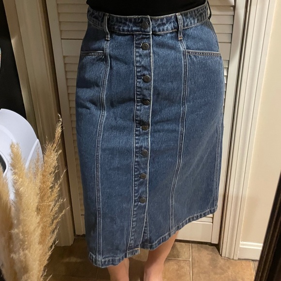 Old navy denim skirt - Picture 6 of 6